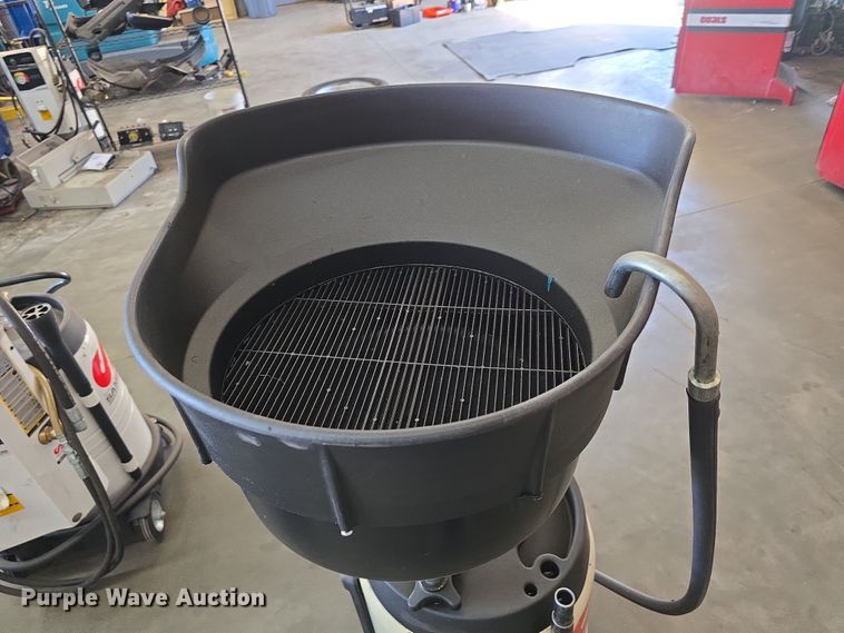 image for item EH8780 (4) Samson Evacumaster oil suction units