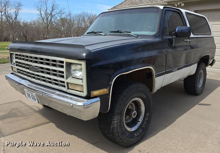 image for item EH8785 1989 Chevrolet Blazer SUV