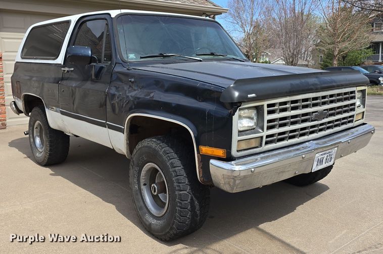 image for item EH8785 1989 Chevrolet Blazer SUV