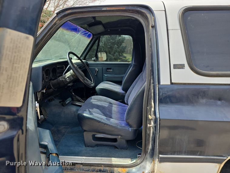 image for item EH8785 1989 Chevrolet Blazer SUV