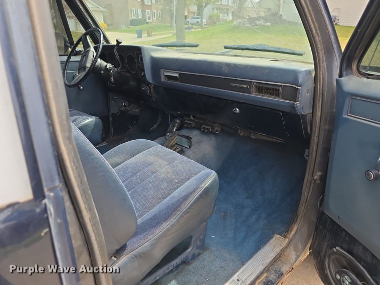 image for item EH8785 1989 Chevrolet Blazer SUV