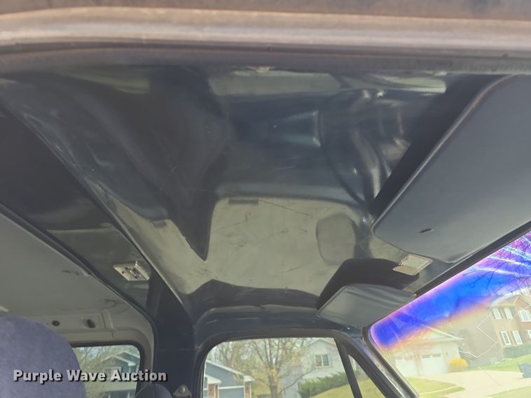 image for item EH8785 1989 Chevrolet Blazer SUV