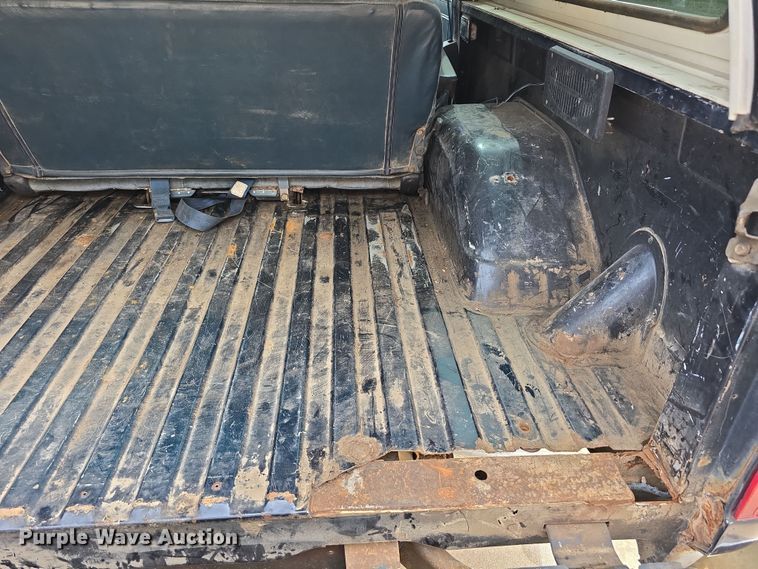 image for item EH8785 1989 Chevrolet Blazer SUV