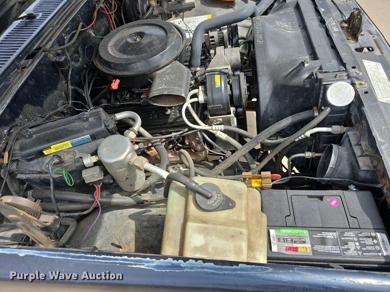 image for item EH8785 1989 Chevrolet Blazer SUV