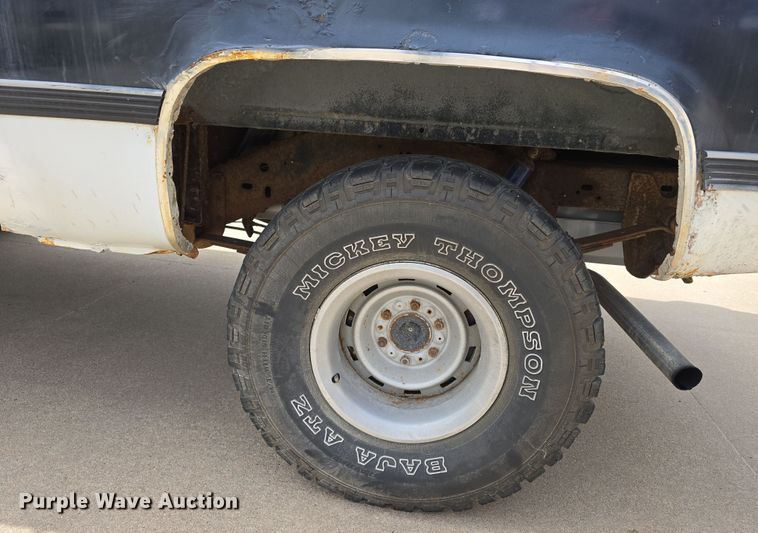 image for item EH8785 1989 Chevrolet Blazer SUV