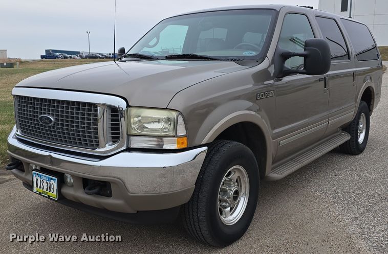 image for item EH8786 2002 Ford Excursion Limited SUV