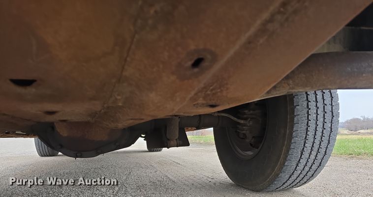 image for item EH8786 2002 Ford Excursion Limited SUV