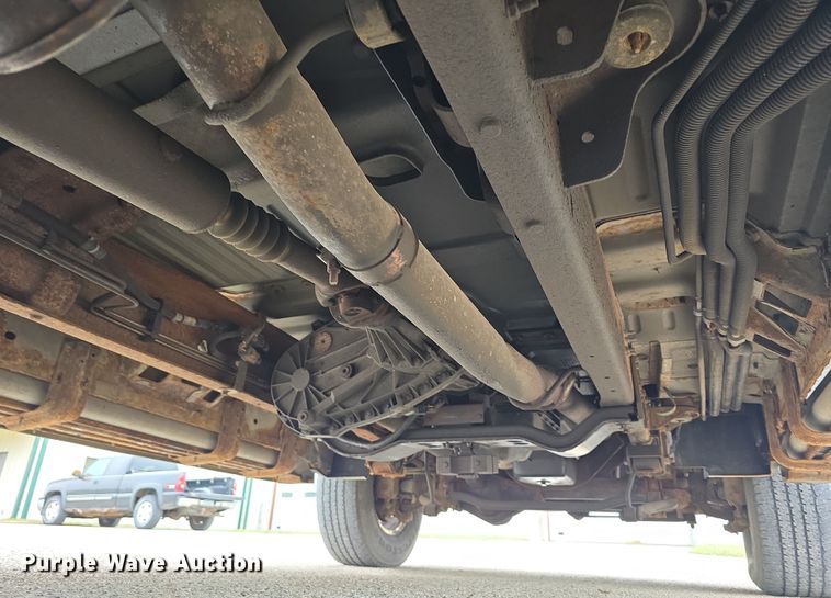 image for item EH8786 2002 Ford Excursion Limited SUV