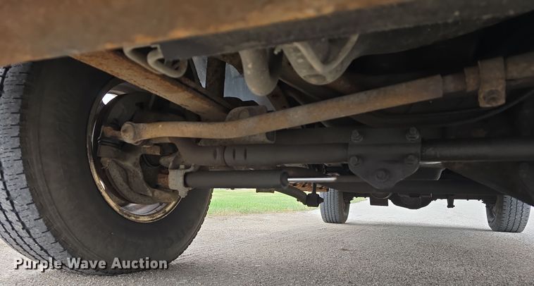 image for item EH8786 2002 Ford Excursion Limited SUV