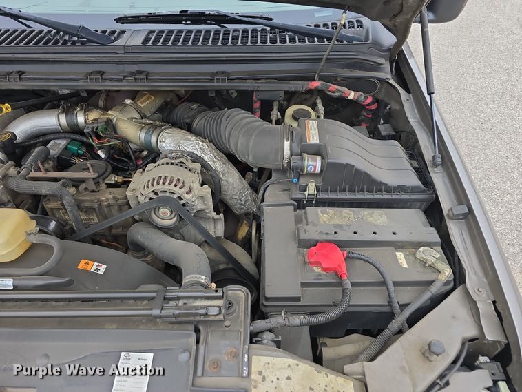 image for item EH8786 2002 Ford Excursion Limited SUV