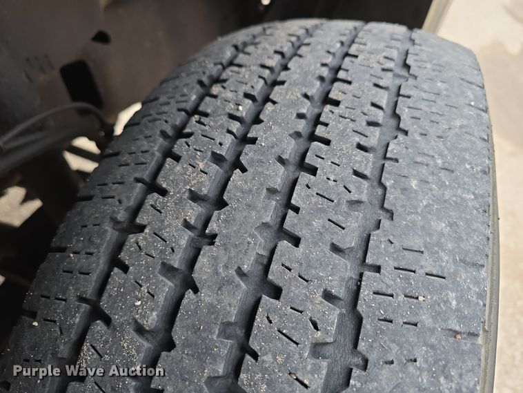 image for item EH8786 2002 Ford Excursion Limited SUV