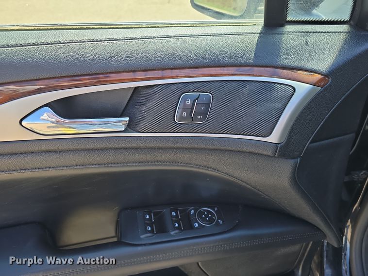 image for item EH8797 2017 Lincoln MKZ 