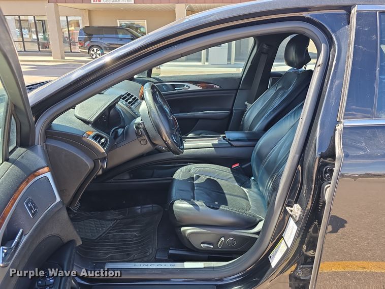 image for item EH8797 2017 Lincoln MKZ 