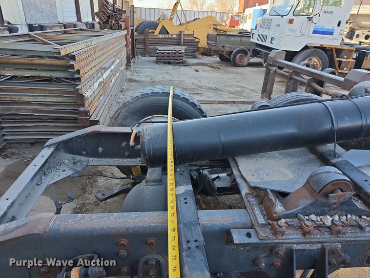 image for item EH8807 Rear axle assembly