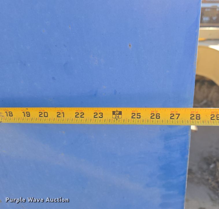 image for item EH8812 (2) oil barrels