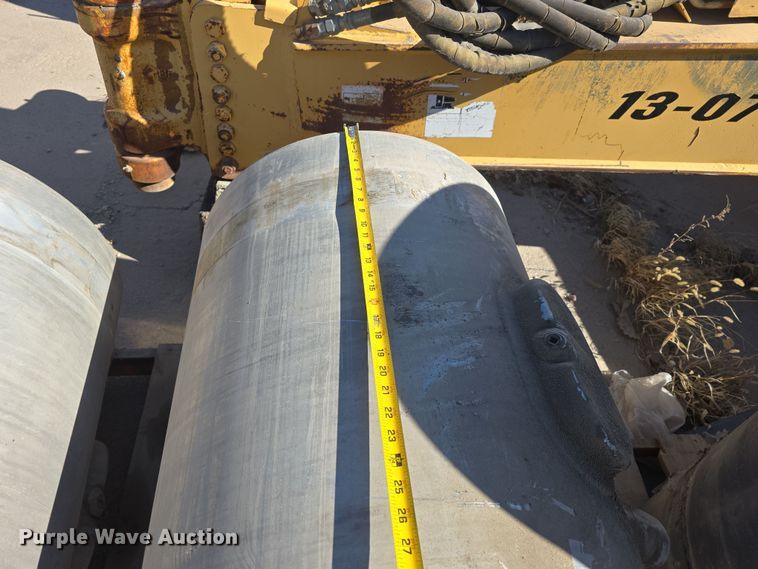 image for item EH8813 (5) fuel tanks