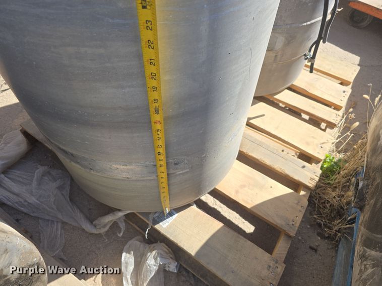 image for item EH8813 (5) fuel tanks