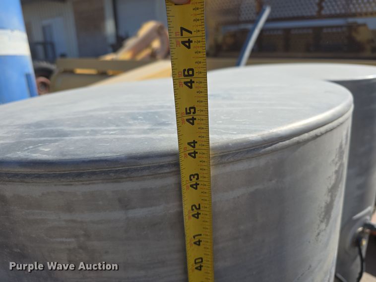 image for item EH8813 (5) fuel tanks