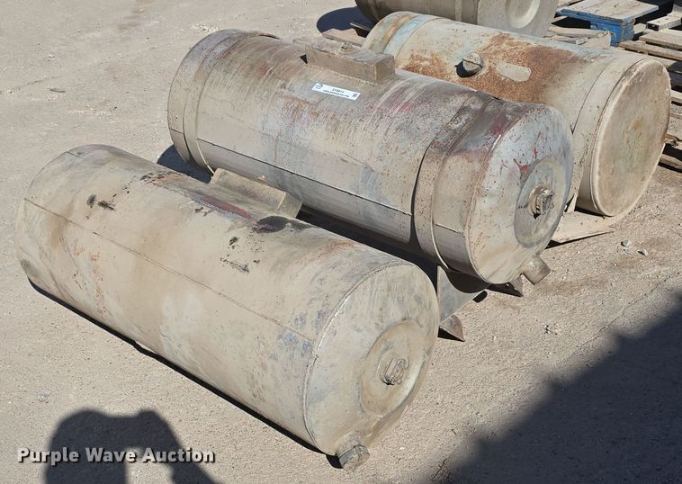 image for item EH8814 (3) fuel tanks