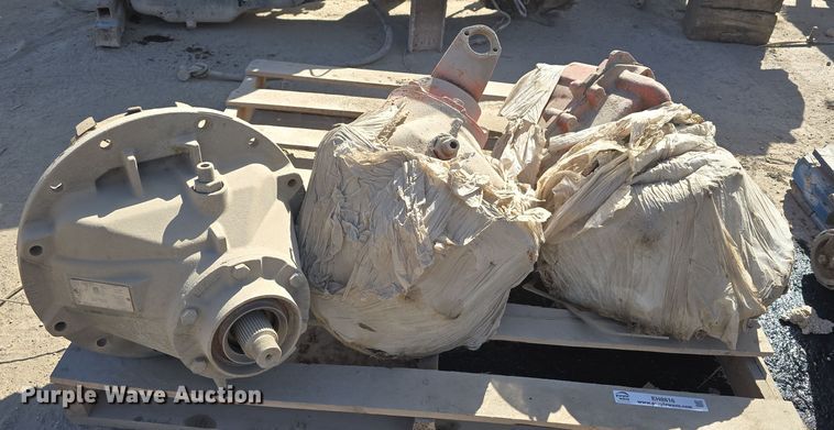 image for item EH8816 (3) differential assemblies 