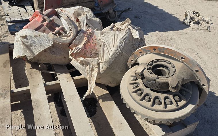 image for item EH8816 (3) differential assemblies 