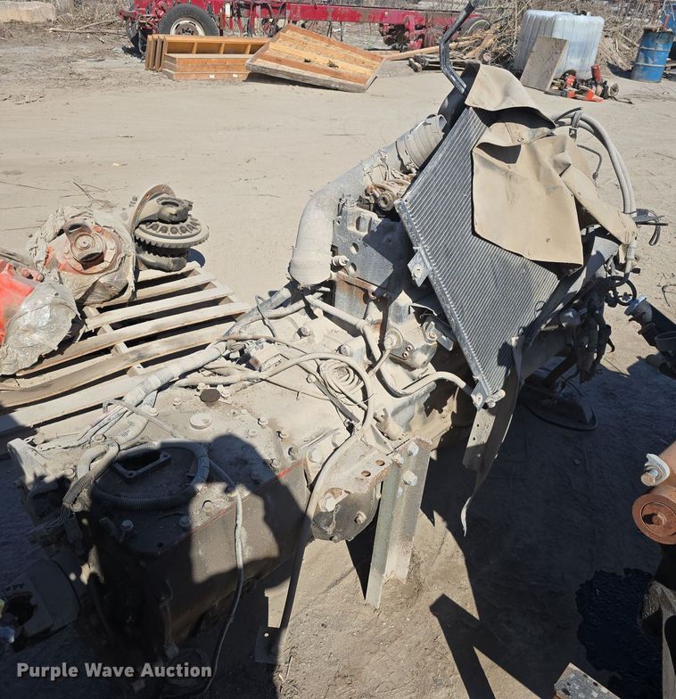 image for item EH8818 Mack engine