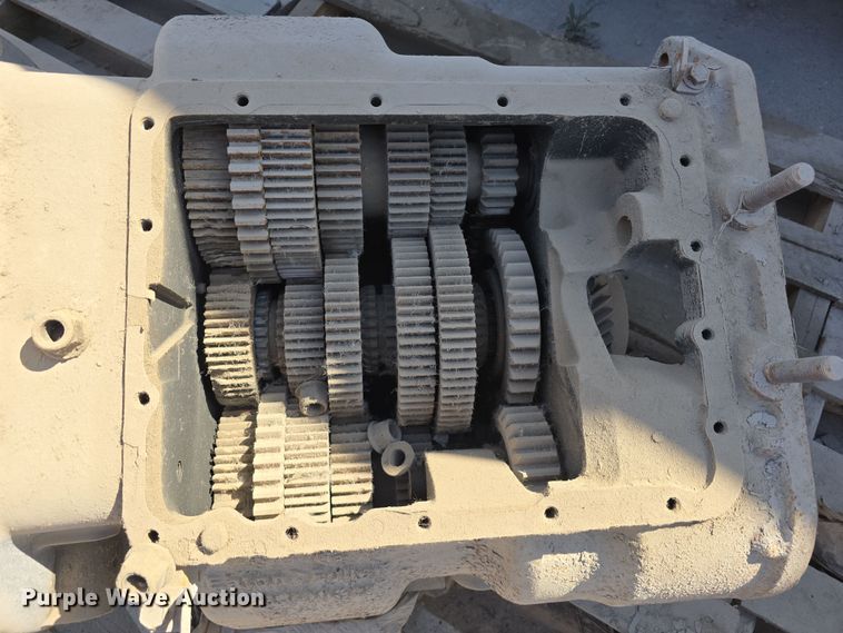 image for item EH8826 Eaton Fuller Roadranger transmission