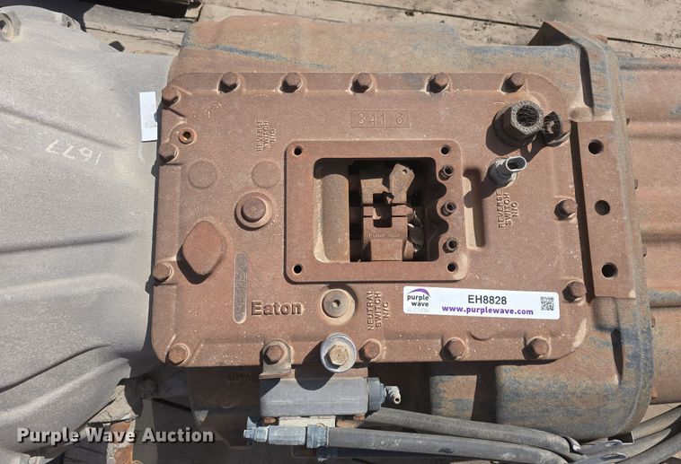 image for item EH8828 Eaton Fuller Roadranger transmission