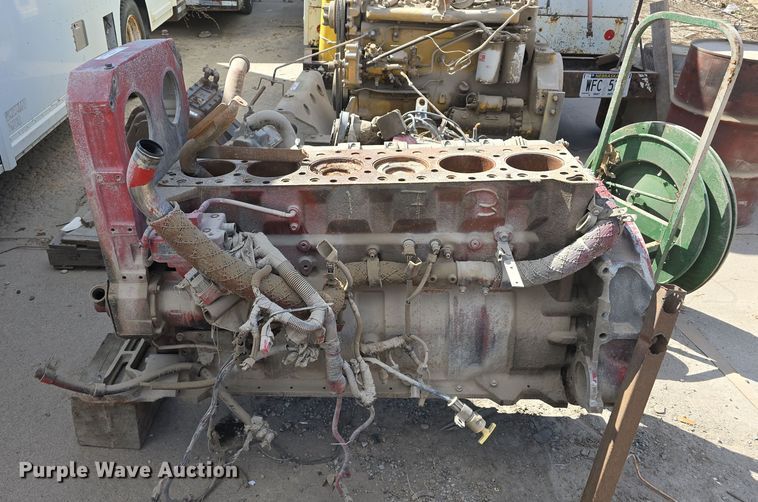 image for item EH8832 Cummins engine