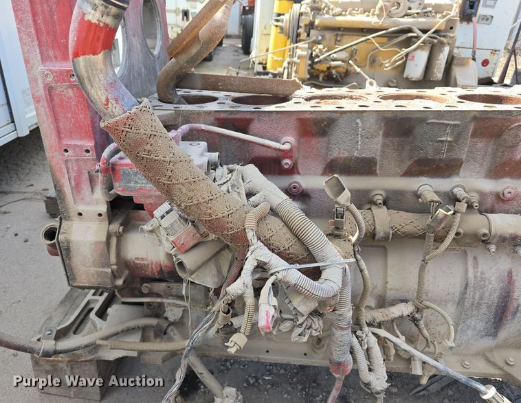 image for item EH8832 Cummins engine