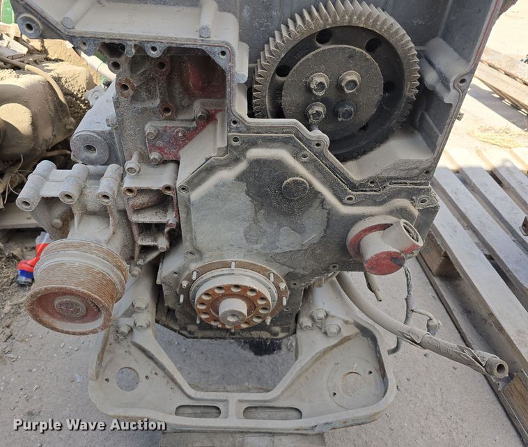 image for item EH8832 Cummins engine