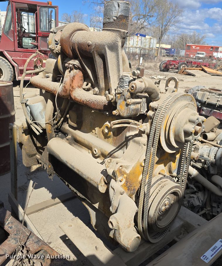 image for item EH8833 International engine