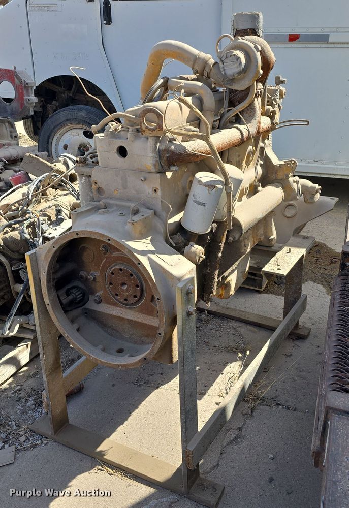 image for item EH8833 International engine