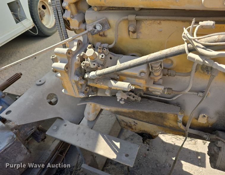 image for item EH8833 International engine