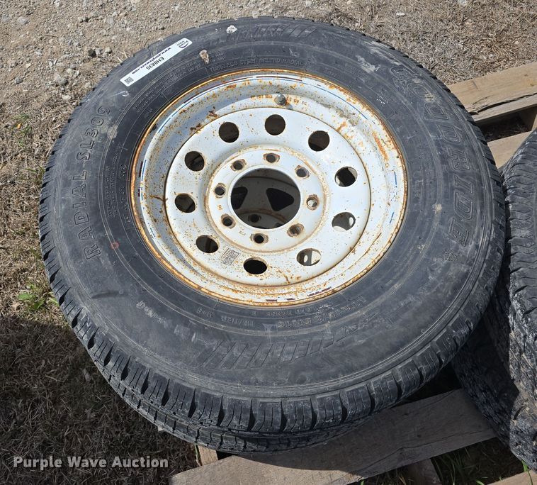image for item EH8835 Tires and wheels