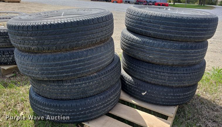 image for item EH8835 Tires and wheels