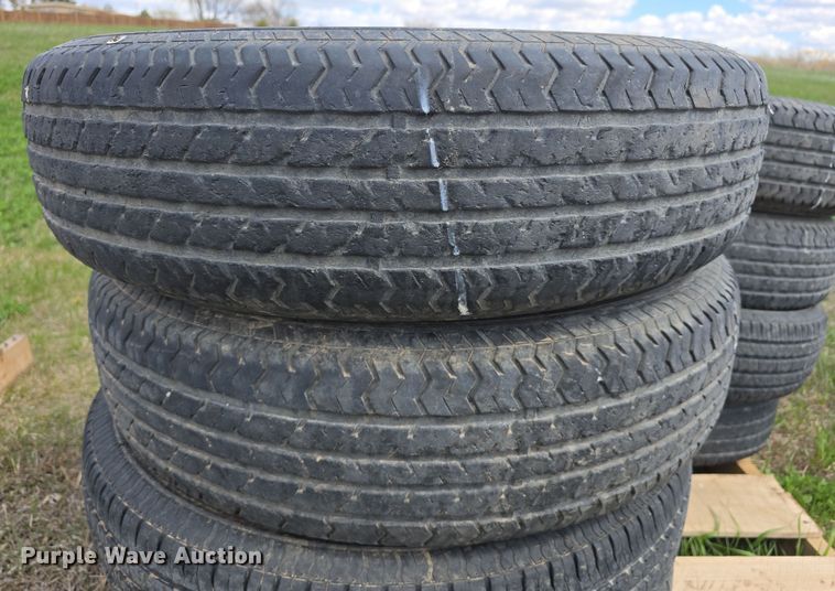 image for item EH8835 Tires and wheels