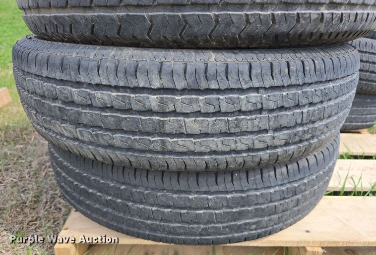 image for item EH8835 Tires and wheels
