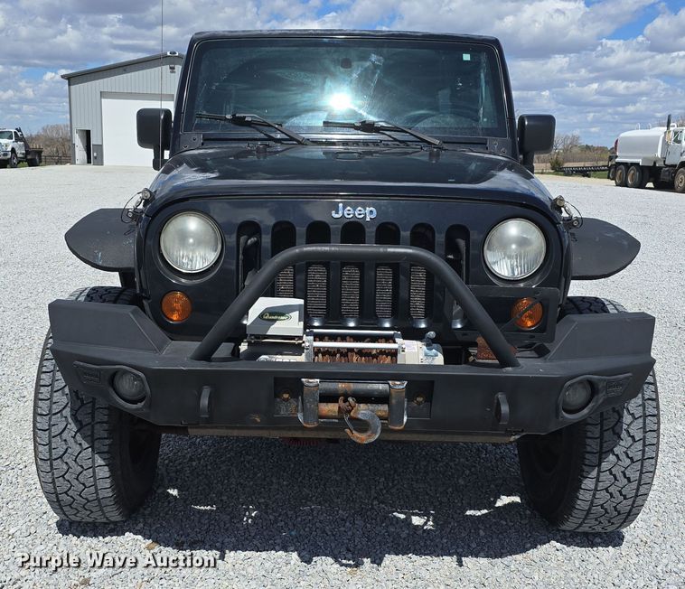 image for item EH8837 2008 Jeep Wrangler Unlimited Sahara SUV