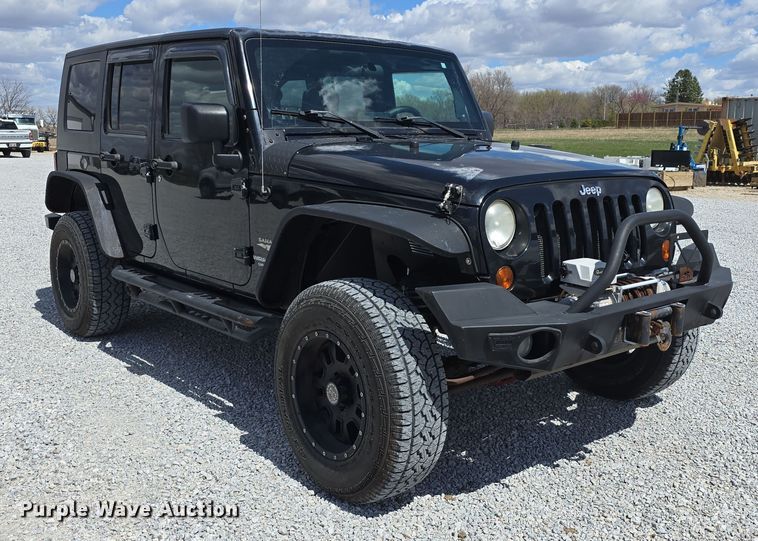 image for item EH8837 2008 Jeep Wrangler Unlimited Sahara SUV