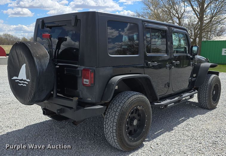 image for item EH8837 2008 Jeep Wrangler Unlimited Sahara SUV