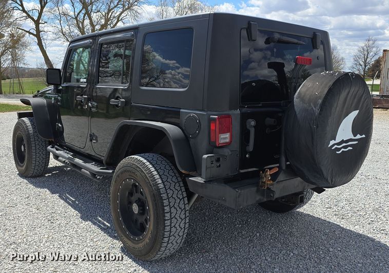 image for item EH8837 2008 Jeep Wrangler Unlimited Sahara SUV