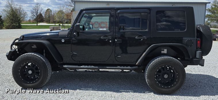 image for item EH8837 2008 Jeep Wrangler Unlimited Sahara SUV