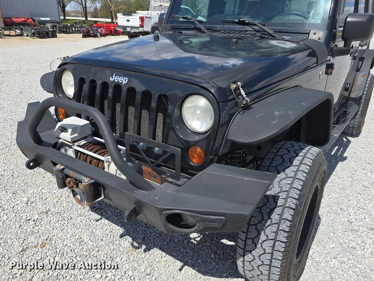 image for item EH8837 2008 Jeep Wrangler Unlimited Sahara SUV