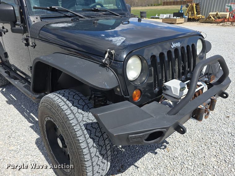 image for item EH8837 2008 Jeep Wrangler Unlimited Sahara SUV