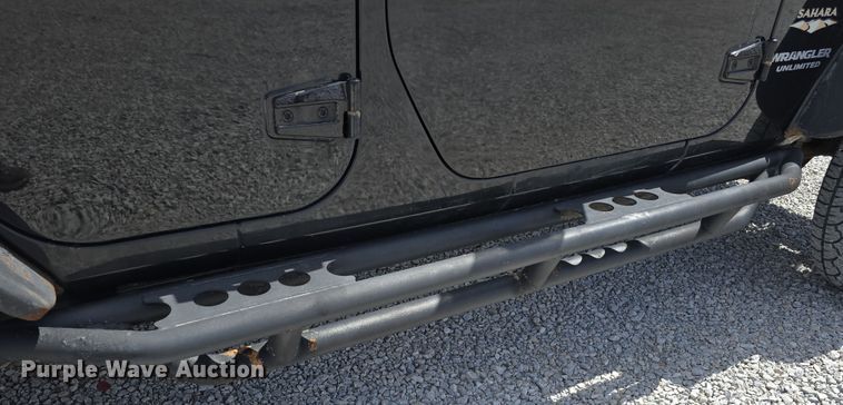 image for item EH8837 2008 Jeep Wrangler Unlimited Sahara SUV