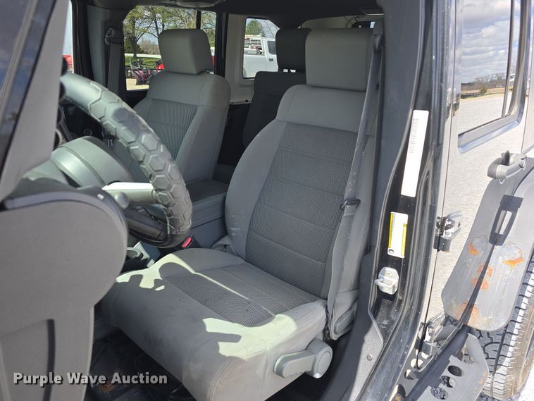 image for item EH8837 2008 Jeep Wrangler Unlimited Sahara SUV