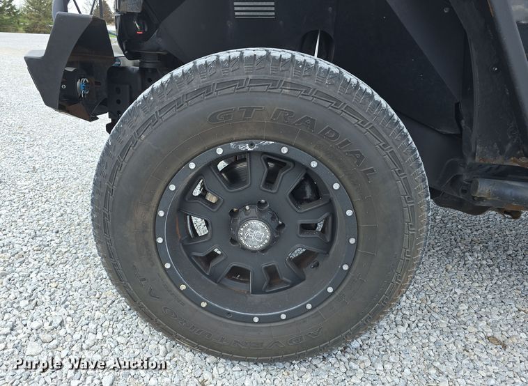 image for item EH8837 2008 Jeep Wrangler Unlimited Sahara SUV