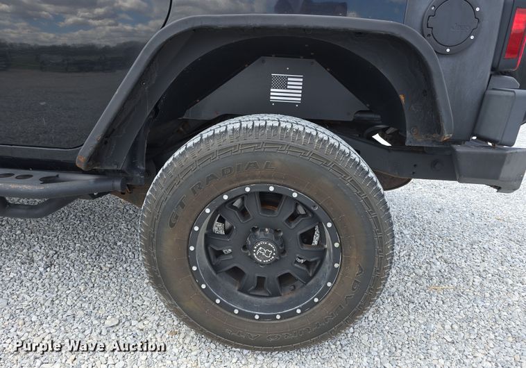 image for item EH8837 2008 Jeep Wrangler Unlimited Sahara SUV