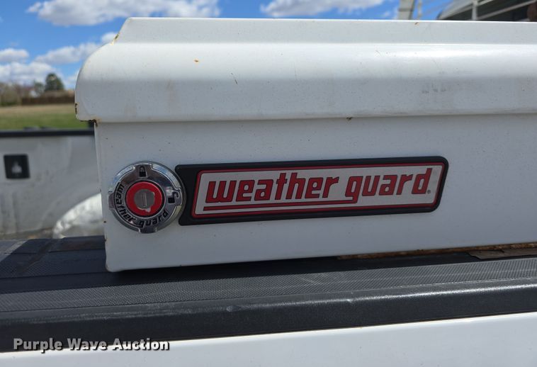 image for item EH8838 2017 Ford F250 Super Duty Crew Cab pickup truck